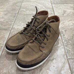 OluKai Men's Nalukai Kapa Boots size 8